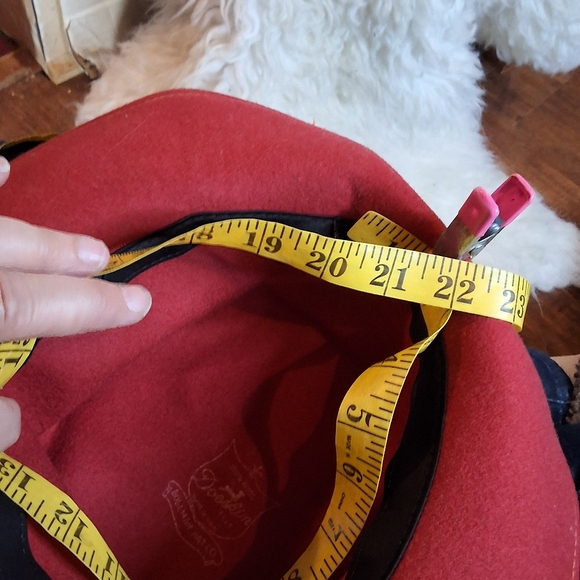 Vintage Hoiday Red Doeskin Wool Faux Fur Band Hat - Picture 10 of 11